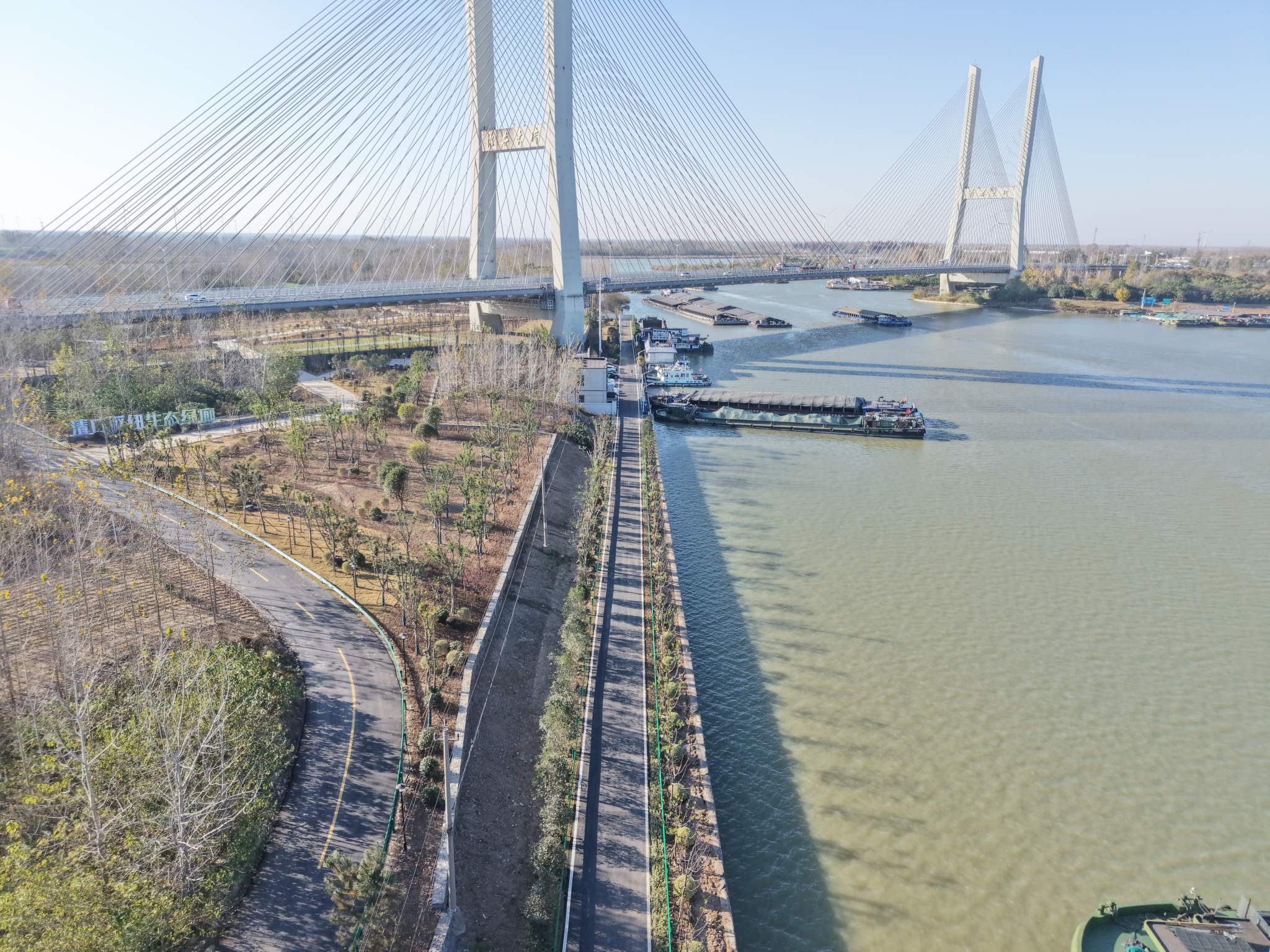 破局攻坚焕新运河岸线 生态护岸绘就民生画卷 ——京杭运河淮安清江浦护岸生态修复工程圆满收官