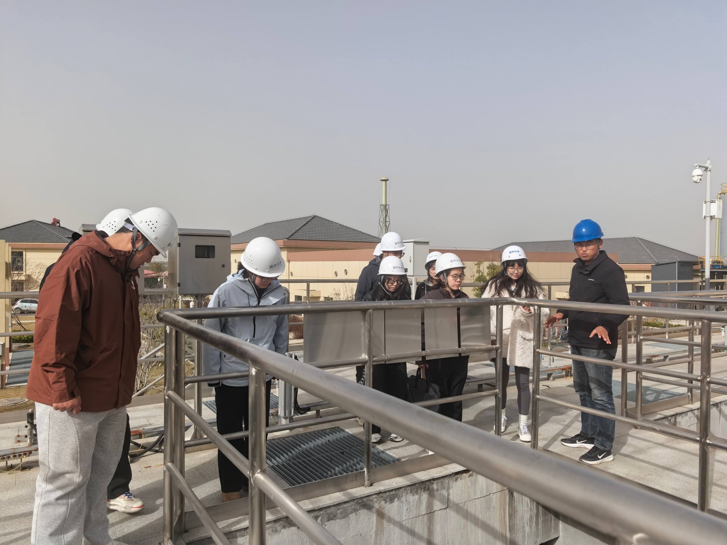 1764661202560599.jpg 1764661202560599.jpg